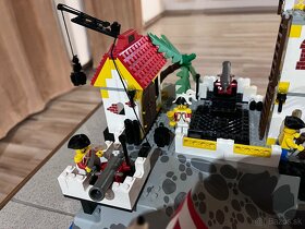 LEGO - PIRATES  6277 - 4