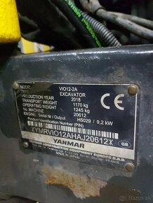 Minibager yanmar vio12 - 4