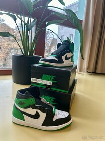 Nike Air Jordan 1 Retro High OG - 4