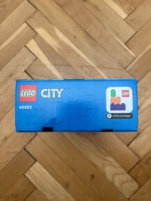 Lego City 40582 Terénna sanitka - 4