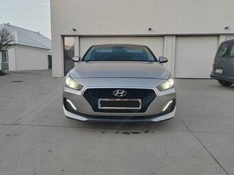 Hyundai i30 Fastback 1.6 CRDI 2019 - 4