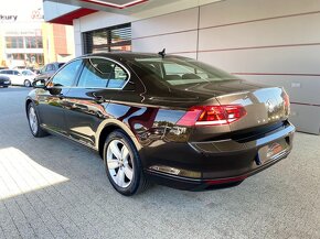 Volkswagen Passat 2.0 TDI 140kW DSG 4Motion - 4