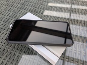 Google Pixel 8 PRO - 4