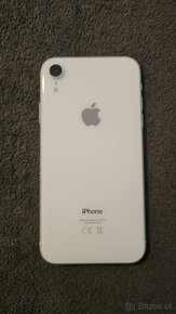 iPhone XR - 4