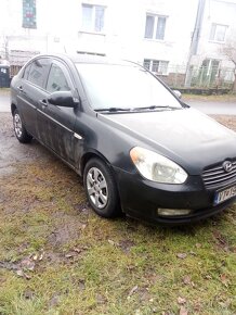 Predam vymenim Hyundai acent 1.5 crdi 81kw - 4