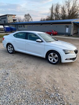 Predám Skoda superb 2,0Tdi 140kw, DSG, rv 2015.275700km - 4