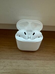 Apple AirPods 2 - 4