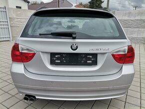 BMW RAD 3 330xDrive Touring E91 A/T - 4