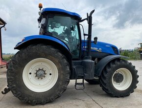 Kolesový traktor New Holland T 7.270 - 4