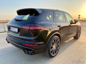 Porsche Cayenne 3.0TDI V6 Facelift ACC Panorama Webasto GTS - 4