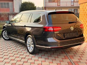 Volkswagen Passat Variant 2.0 TDI 110kw DSG Highline 2019 - 4