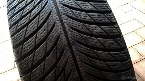 2 ks ZIMNÉ 245/45 r18 100V XL MICHELIN dezé cca 6 mm r. 2019 - 4