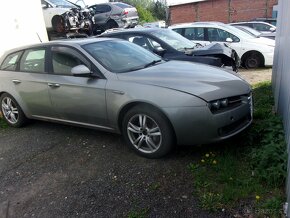 ALFA ROMEO 159 2.2 BENZÍN + 2,4 JTD - 4