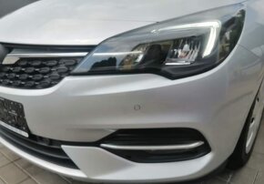 Opel Astra  1.2 Turbo benzín 81kw Full Led - 4