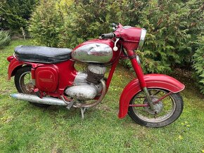 Jawa 250 - 4