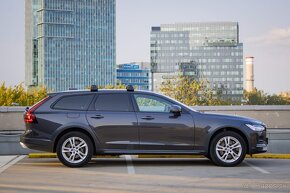 Volvo V90 CC Cross Country B5 Cross Country Plus AWD A/T - 4