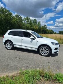 Volkswagen Touareg R-line 3.0 TDI .V6 - 4