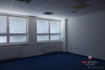 Menšie kancelárie, 25m2, 26m2, 28m2, so zázemím, výborná pol - 4