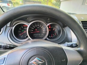 Suzuki Grand Vitara 1.9DDiS 95Kw - 4