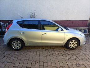 Hyundai i30 1,4 benzín po velkom servise - 4