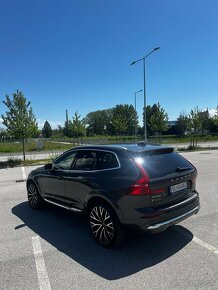 Volvo XC60 T6 2022 Recharge Plug in Hybrid - 4