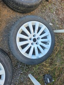 Predám elektróny 5x120 245/45 R18 zimné - 4