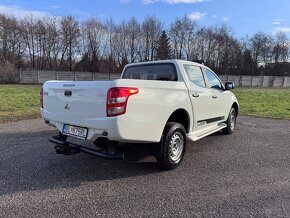 Mitsubishi L 200 2.4 DI-D +HARDTOP - 4