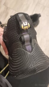 Adidas Harden Stepback 3 - black gold - 4