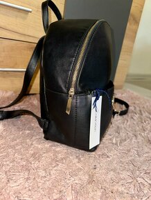 Calvin Klein black original luxusny stylovy ruksak-vak-batoh - 4