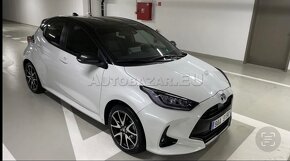 Toyota YARIS 1.5Hybrid e-CVT Style,15 700€ bez dph - 4