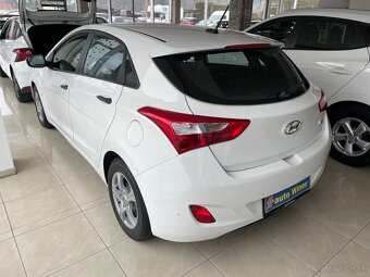 Hyundai i30 1.4 Benzín - 4