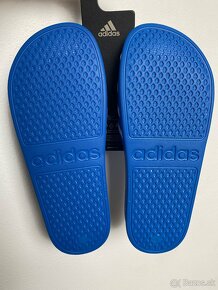Adidas šľapky - 4