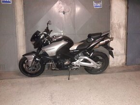 predám moto Suzuki BKing GSX1300BK - 4