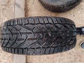 Predám Zimné Pneumatiky 225/55R16 - 4