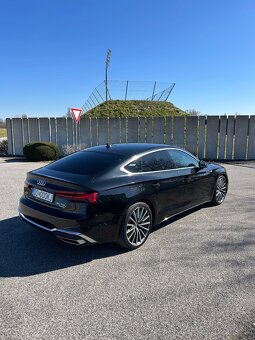 Audi A5 50 TDi quattro Sline - 4