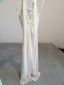Biele hodvábne šaty - 4
