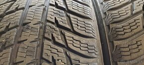 Predám 4ks jazdené zimné 215/55r18-95H Nokian - 4