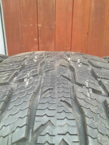 Nokian WRC3 215/60 R17 C - 4