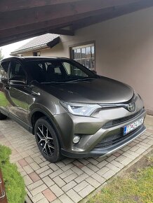 Toyota RAV4 - 4