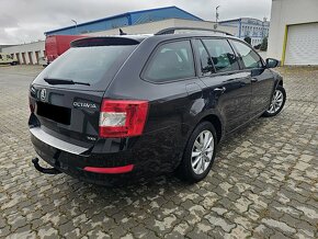 Škoda Octavia Combi 2.0 TDI M6 4x4 Style DVD Koža Ťažné R16 - 4