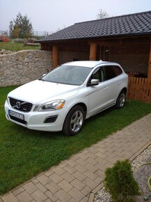 Volvo XC60 D5 2.4 AWD 158kw manuál r design - 4