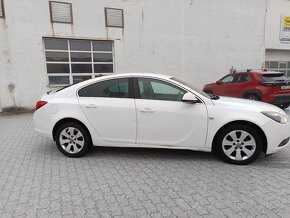 Opel Insignia A 2.0 CDTI - 4