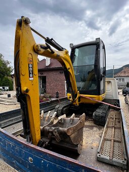 MINIBAGER NA PRENAJOM JCB 8018 - 4