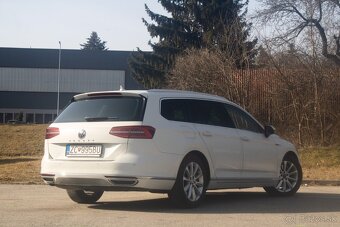 Volkswagen Passat Variant2.0 BiTDI 176kw BMTHighline 4MOTION - 4