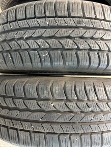 225/60R17 - 4