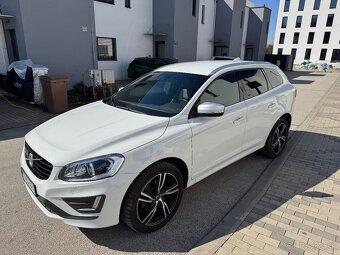 Volvo XC60 R-Design - 4