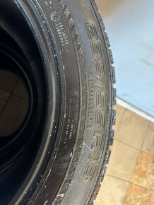 21. Pneumatiky Zimne 4ks Nokian  23555r18 - 4