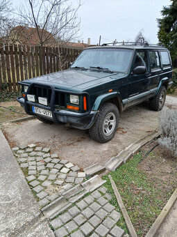 Jeep Cherokee sport xj - 4