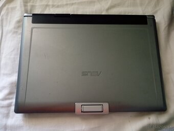 2 asus notebooky F5VL a A6R - 4