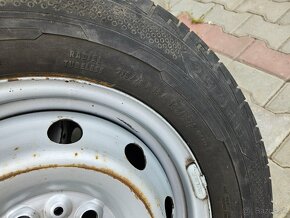 215/70 R15C - 4